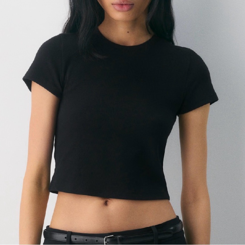 TNA Aritzia HomeStretch Rib Tune Waist T-Shirt